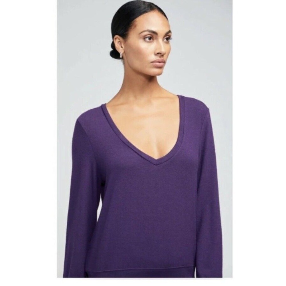 Wildfox Womens Size Small Purple Long Sleeve Sweater